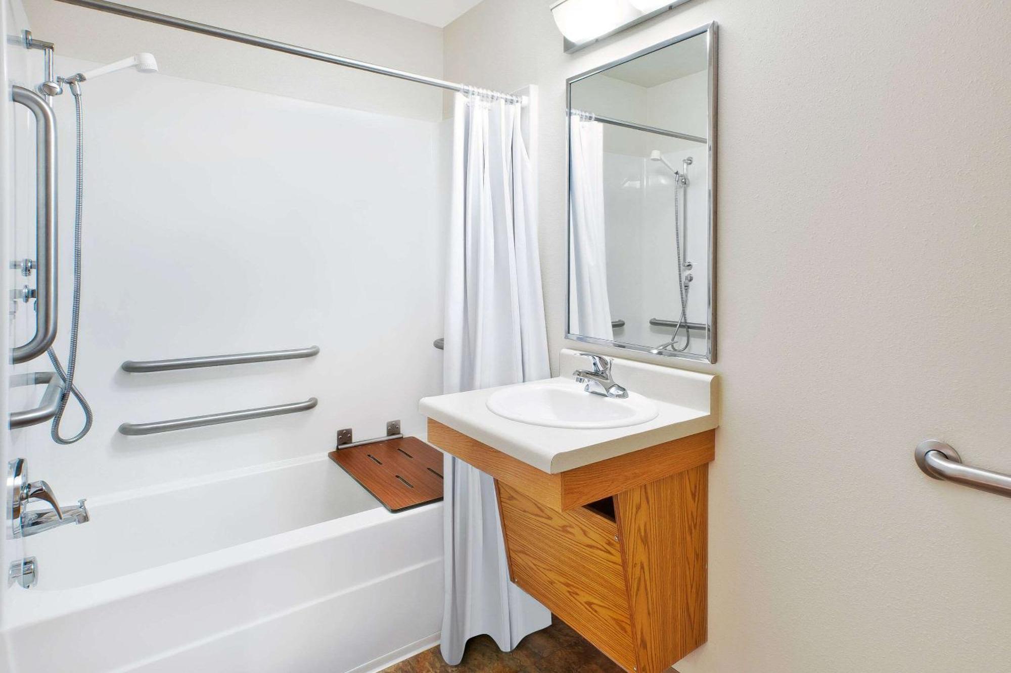 Woodspring Suites St Louis St Charles Saint Charles Zewnętrze zdjęcie