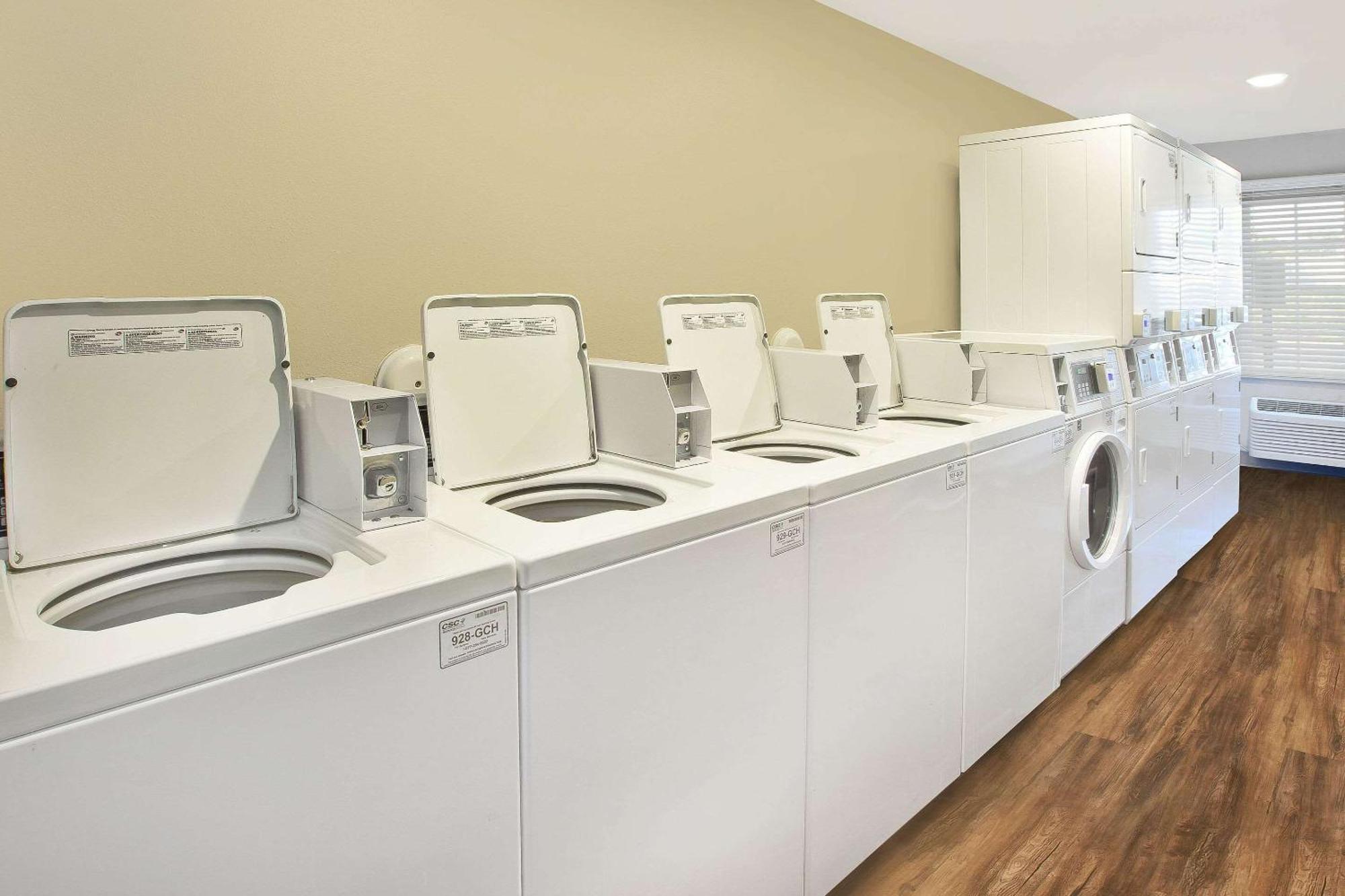 Woodspring Suites St Louis St Charles Saint Charles Zewnętrze zdjęcie